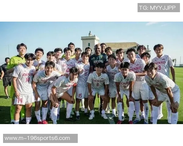 日本足球队最新名单分析与球员表现评估